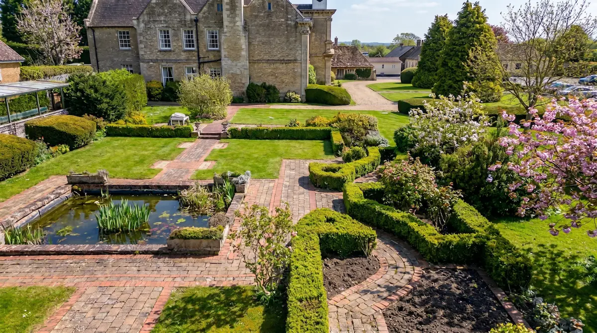 Estate grounds oblique aerial photography — Skyline Drone Services